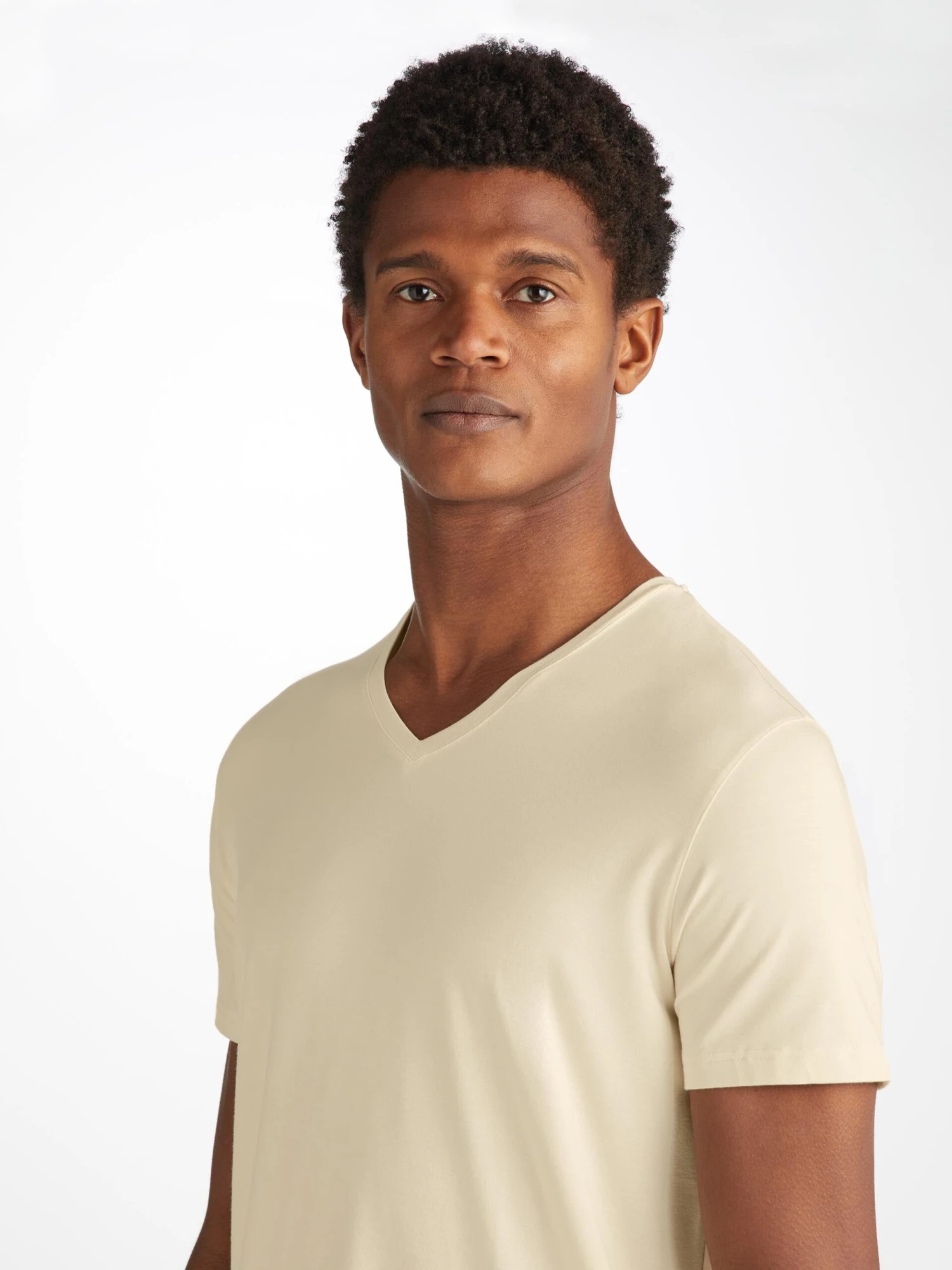 Men's V-Neck T-Shirt Basel Micro Modal Stretch Ecru 7 Men's V-Neck T-Shirt Basel Micro Modal Stretch Ecru - Image 5