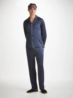 Eye Mask Brindisi 98 Silk Satin Pink -Derek Rose Shop eye mask brindisi 98 silk satin pink front