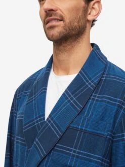 Men's Dressing Gown Kelburn 27 Brushed Cotton Navy -Derek Rose Shop mens dressing gown kelburn 27 brushed cotton navy collar close up