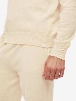 Men's Half-Zip Sweater Finley Cashmere Cream 15 Men's Half-Zip Sweater Finley Cashmere Cream -Derek Rose Shop mens half zip sweater finley 10 cashmere cream sleeve close up