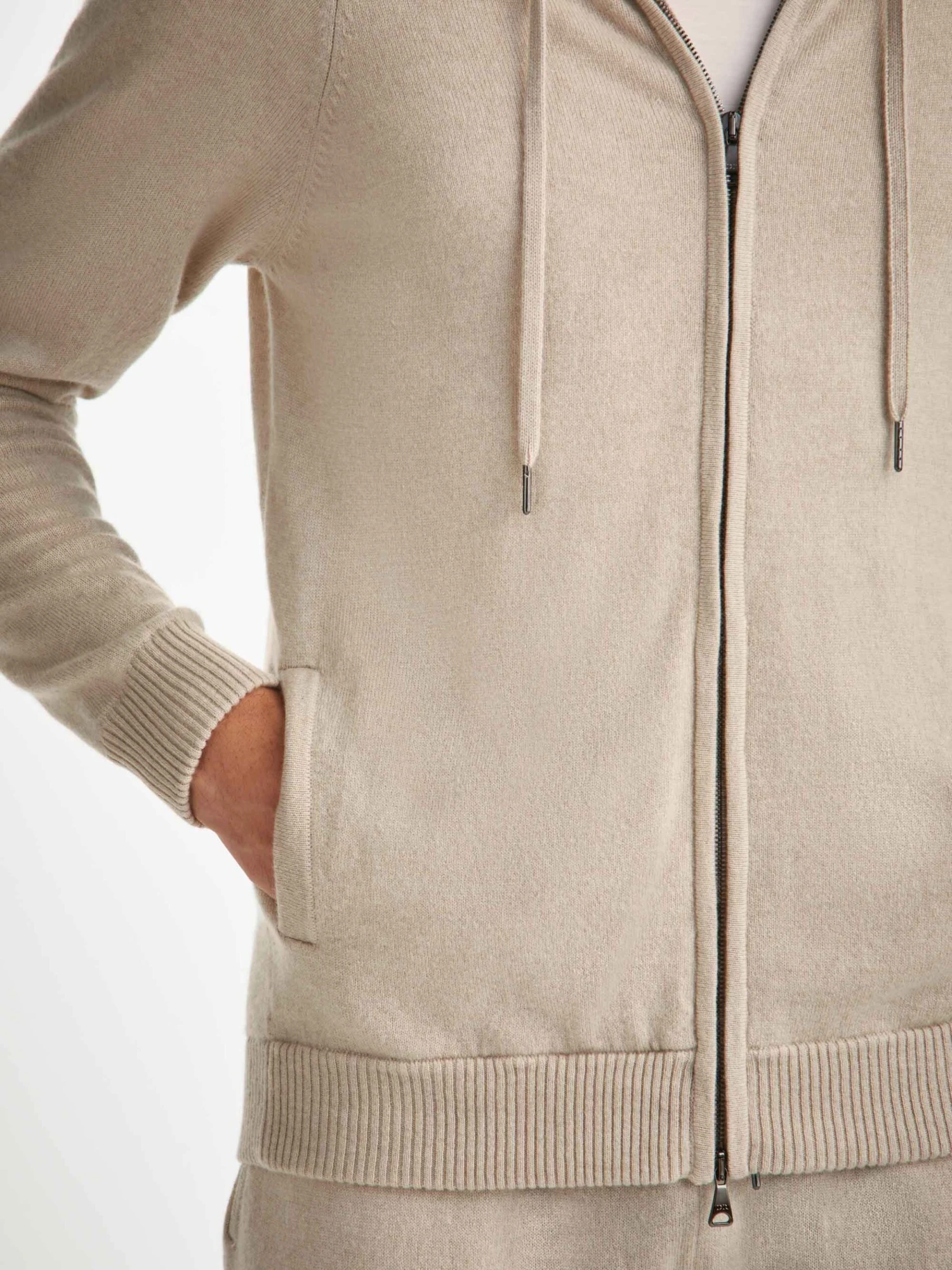 Men's Hoodie Finley Cashmere Oat 8 Men's Hoodie Finley Cashmere Oat - Image 6