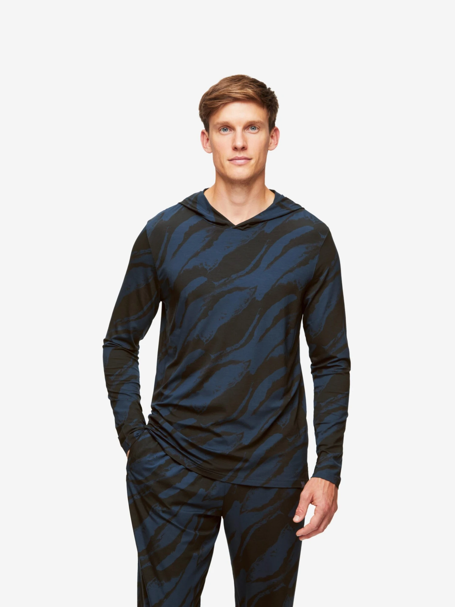 Men's Pullover Hoodie London 8 Micro Modal Navy 6 Men's Pullover Hoodie London 8 Micro Modal Navy - Image 4