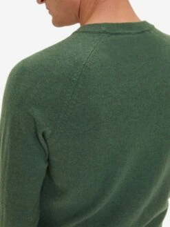 Men's Sweater Finley Cashmere Green -Derek Rose Shop mens sweater finley cashmere green shoulder close up