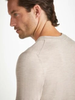 Men's Sweater Orson Merino Wool Oat 15 Men's Sweater Orson Merino Wool Oat -Derek Rose Shop mens sweater orson merino wool beige shoulder
