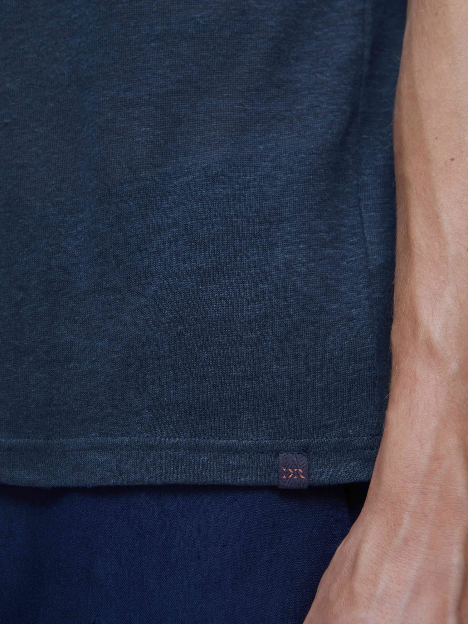 Men's T-Shirt Jordan 2 Linen Navy 8 Men's T-Shirt Jordan 2 Linen Navy - Image 6