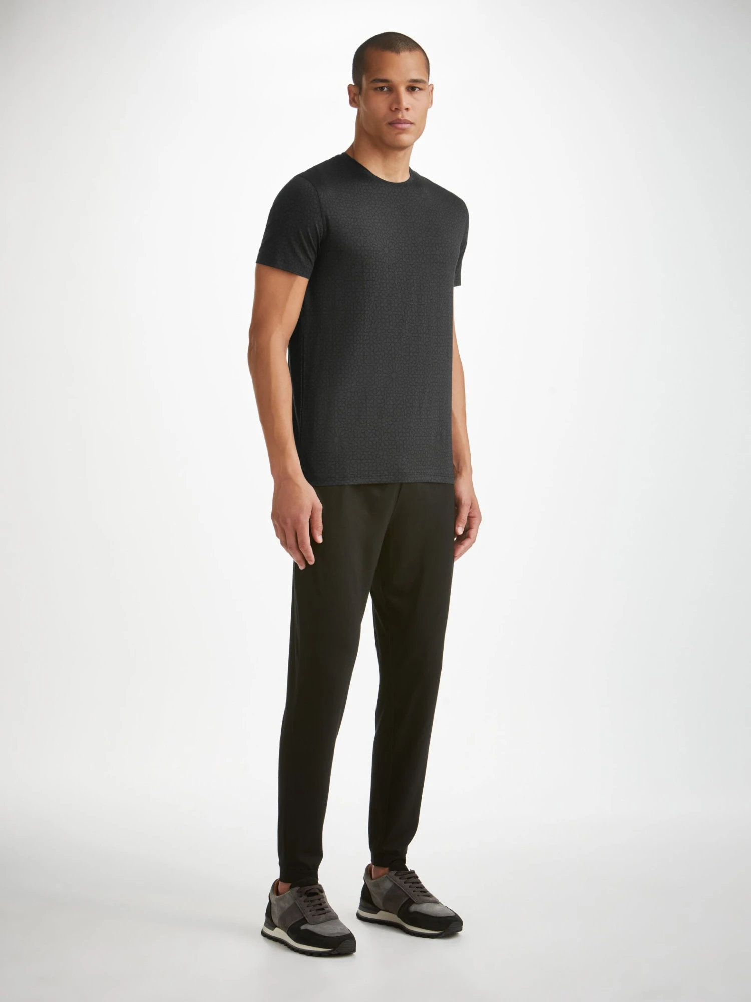 Men's T-Shirt London 12 Micro Modal Black 5 Men's T-Shirt London 12 Micro Modal Black - Image 3