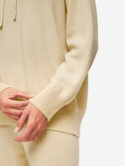 Women's Relaxed Pullover Hoodie Daphne Cashmere Beige -Derek Rose Shop womens pullover hoodie daphne 10 cashmere cream sleeve