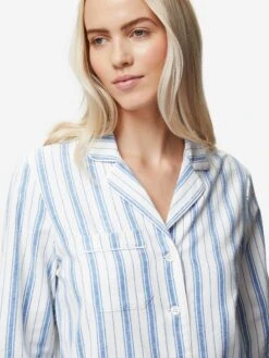 Women's Pyjamas Kelburn 31 Brushed Cotton Blue 14 Women's Pyjamas Kelburn 31 Brushed Cotton Blue -Derek Rose Shop womens pyjamas kelburn 31 brushed cotton blue close up collar