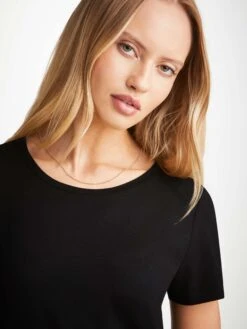 Women's T-Shirt Lara Micro Modal Stretch Black -Derek Rose Shop womens t shirt lara micro modal stretch black neckline