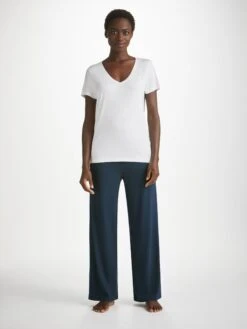 Women's V-Neck T-Shirt Lara Micro Modal Stretch White 10 Women's V-Neck T-Shirt Lara Micro Modal Stretch White -Derek Rose Shop womens v neck t shirt lara micro modal stretch white front fc4c9e73 96a9 4c9b a5e0 ed309667055e